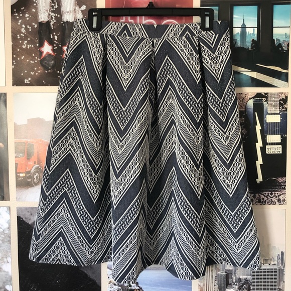 XL Aztec Joe B Skirt - Picture 1 of 4